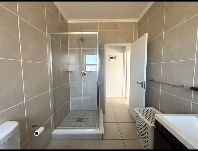 3 BEDROOM APARTMENT TO LET IN PARKLANDS